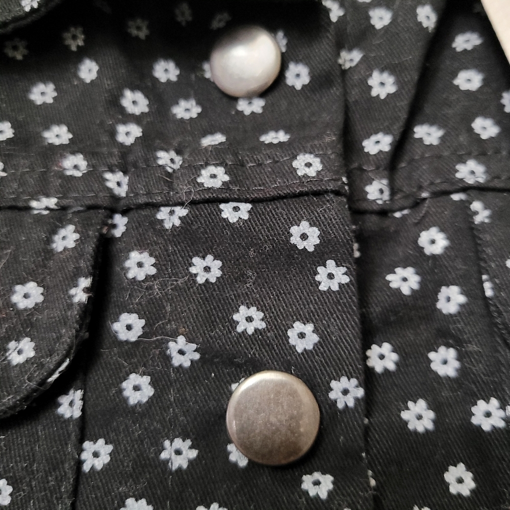 JESSICA SIMPSON GIRLS NWT SIZE 4 BLACK DAISY DENIM JACKET - Picture 3 of 12